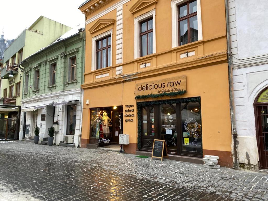 Aristocrat Vintage Apartment Brasov Exterior photo