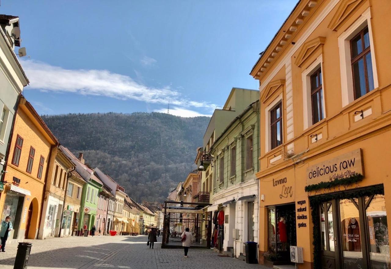 Aristocrat Vintage Apartment Brasov Exterior photo
